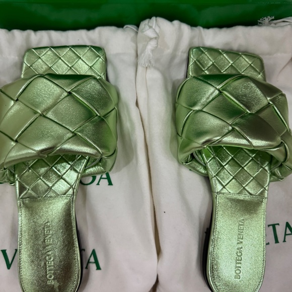 Bottega venetta metallic green flat sandals size 38.5 - Picture 7 of 7